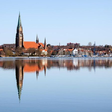 Hausboot Aava Hotel Schleswig Kültér fotó